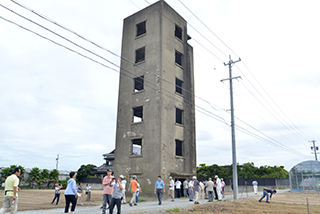 気象塔兼展望塔